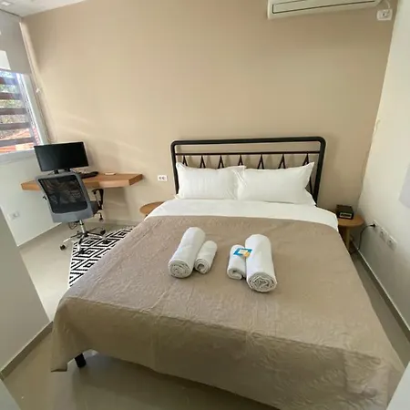 Tripartments - Gallery Apartment